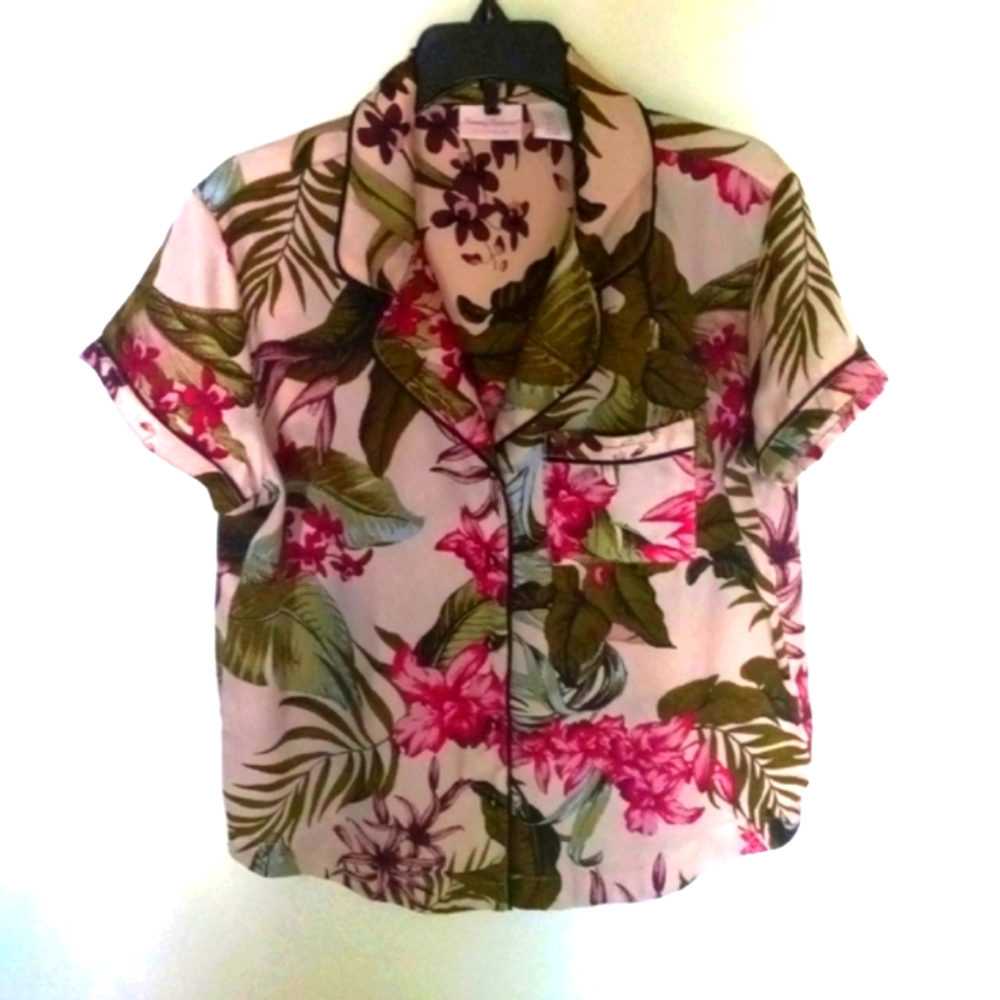 TOMMY BAHAMA Cropped Button Down Shirt Top Silky